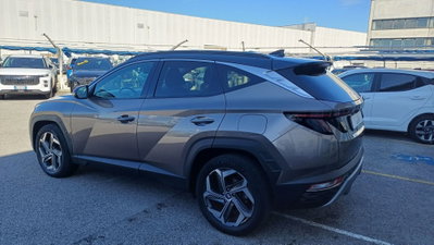 Hyundai Tucson 1.6 hev Exellence 4wd auto (3)