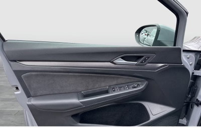 Volkswagen Golf 1.5 TSI 150 CV EVO ACT R-Line (9)