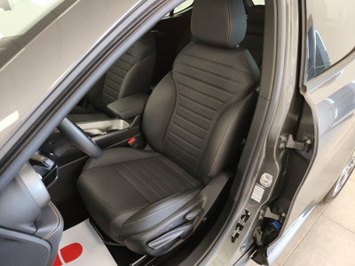 Alfa Romeo Tonale 1.3 phev Intensa Q4 280cv at6 (4)