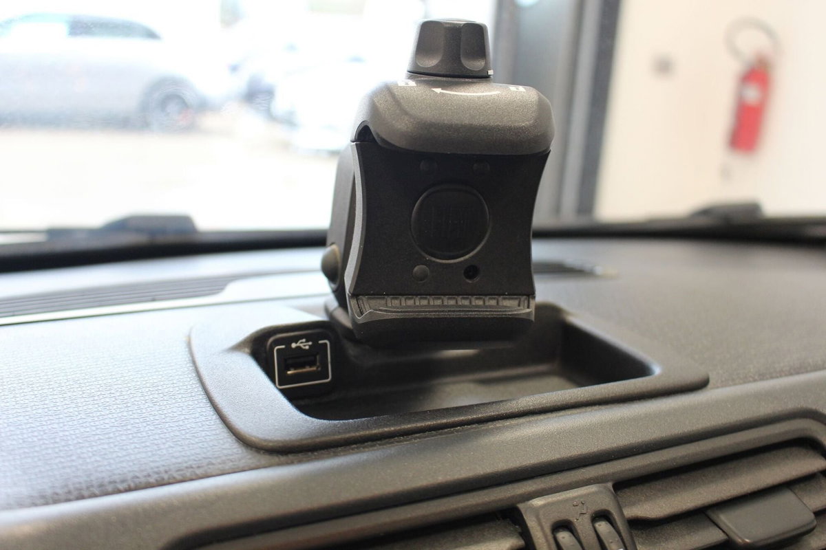 Fiat Panda 1.3 MJT 95 CV S&S 4x4 (15)
