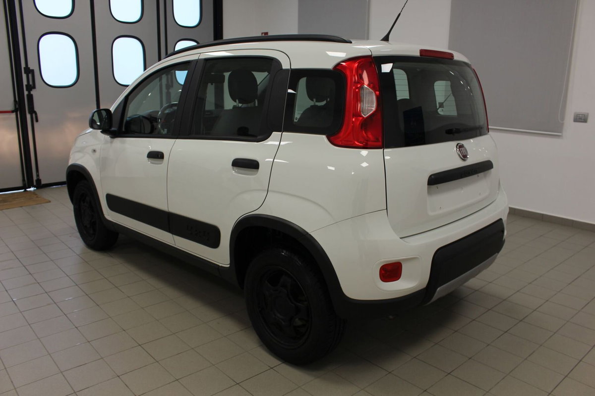 Fiat Panda 1.3 MJT 95 CV S&S 4x4 (6)