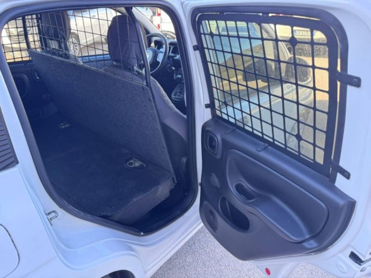 Fiat Panda 1.3 MJT 4x4 Pop Van 2 posti (16)