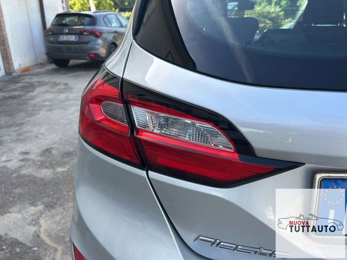 Ford Fiesta 1.1 75 CV GPL 5 porte Titanium (10)