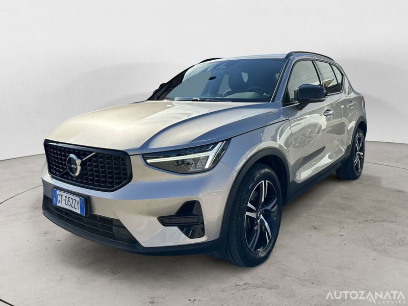 Volvo XC40 B3 automatico Plus Dark