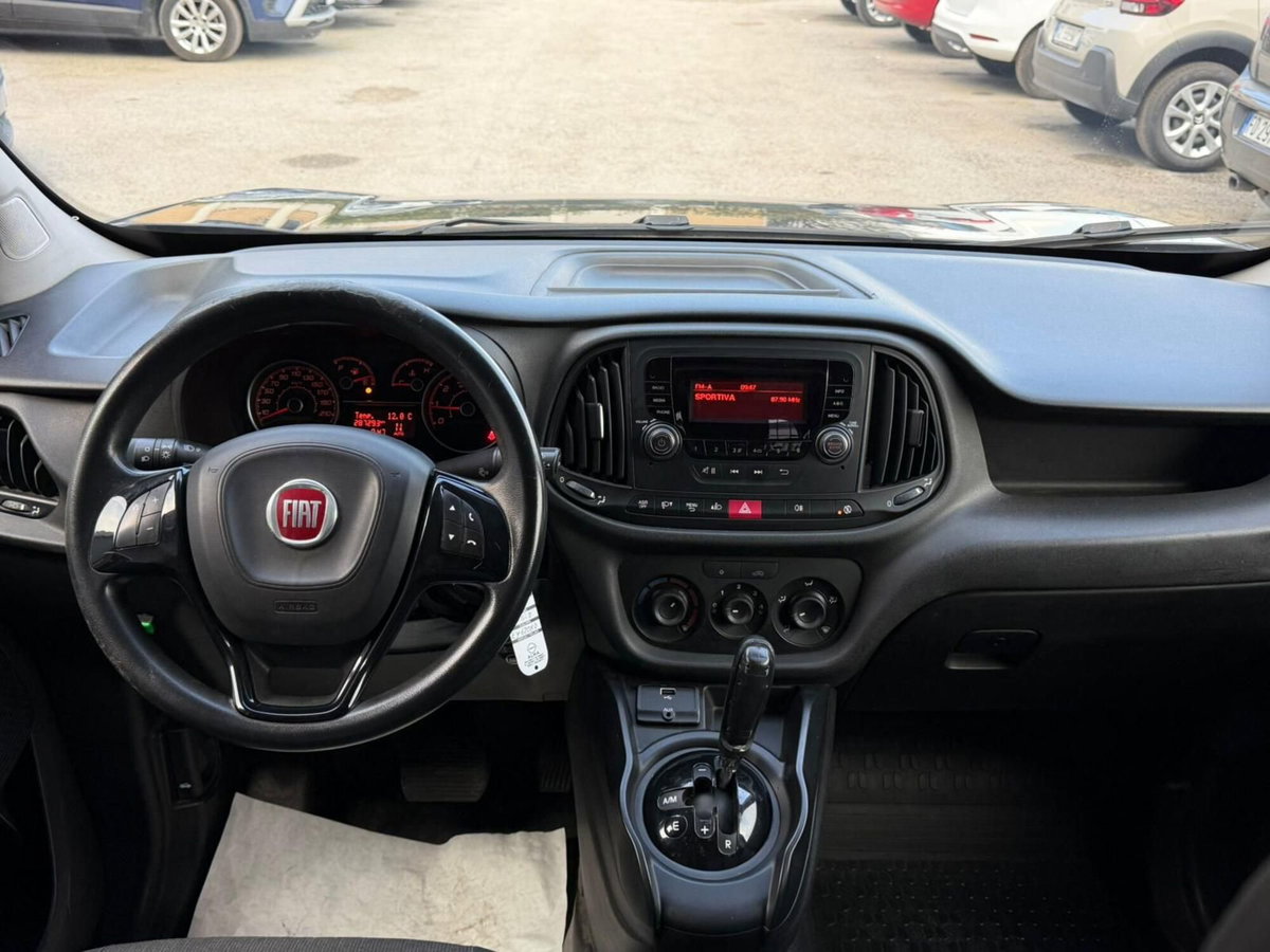 Fiat Doblò 1.6 MJT 16V 90CV Dualogic Emotion (10)