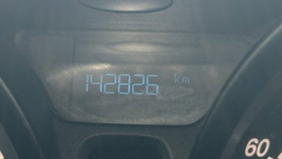 Ford Tourneo Courier 1.5 TDCI 75 CV Titanium (7)