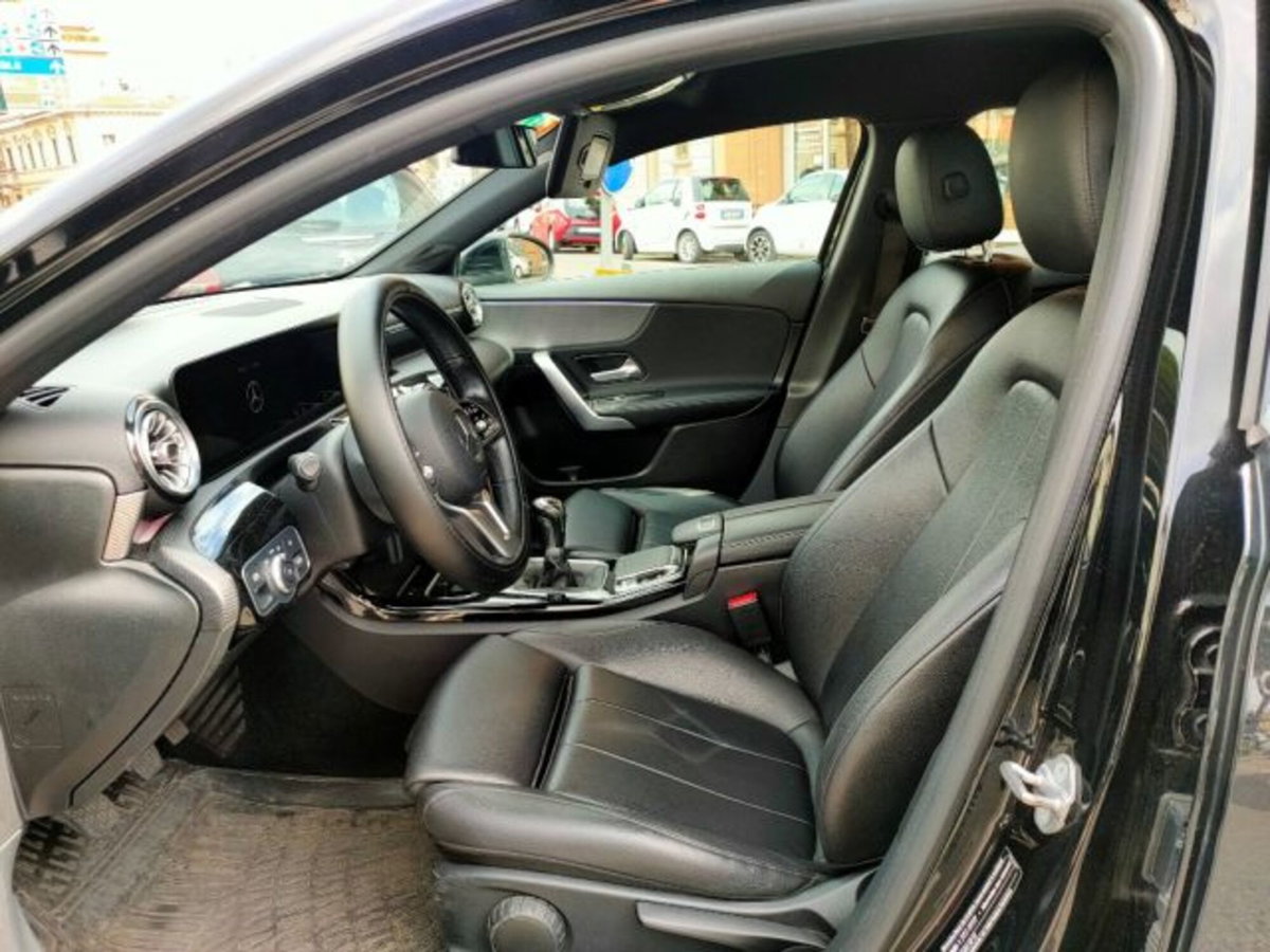 Mercedes-Benz Classe A Sedan 200 4p. Sport (14)