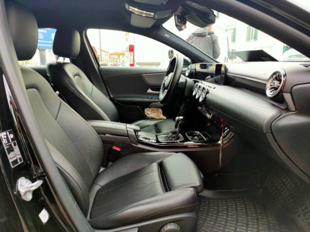 Mercedes-Benz Classe A Sedan 200 4p. Sport (17)