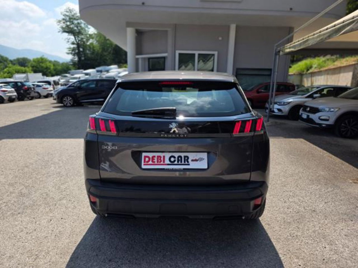 Peugeot 3008 BlueHDi 130 S&S EAT8 GT (6)