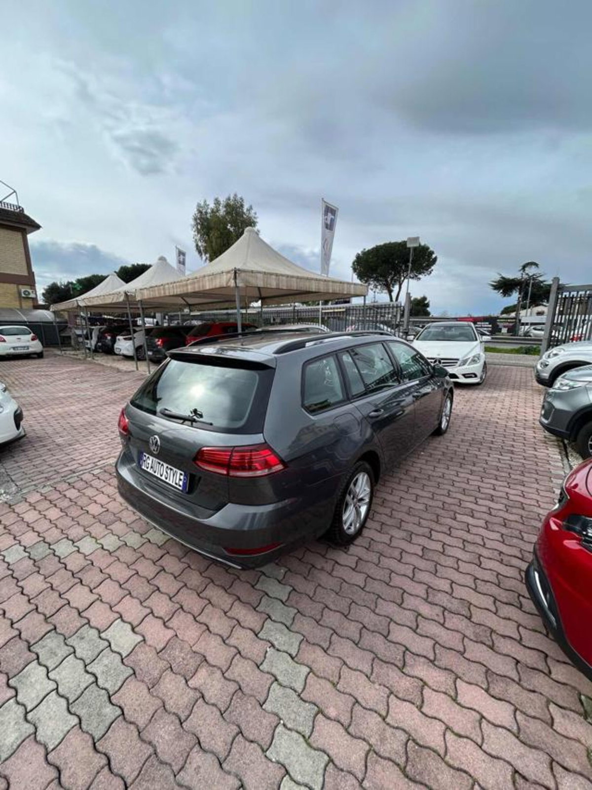 Volkswagen Golf Variant 1.6 TDI 115 CV DSG Business BlueMotion Tech. (7)