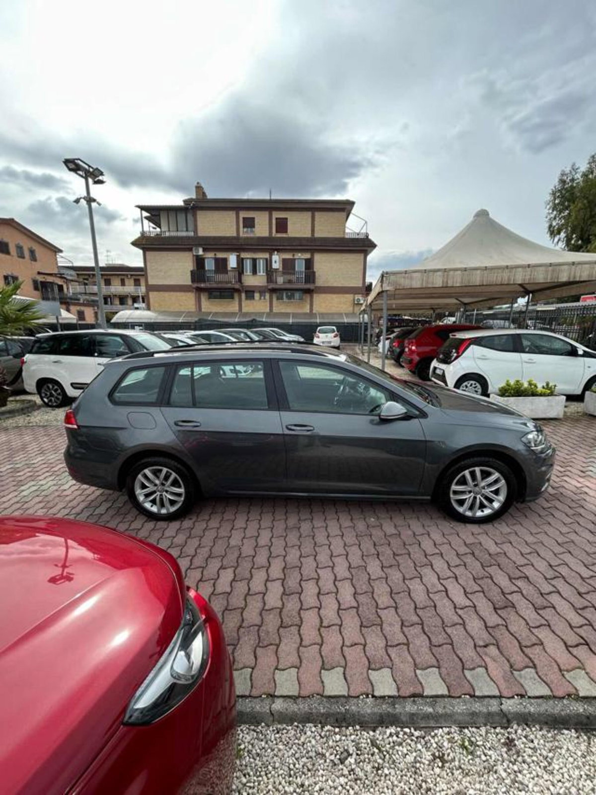 Volkswagen Golf Variant 1.6 TDI 115 CV DSG Business BlueMotion Tech. (8)