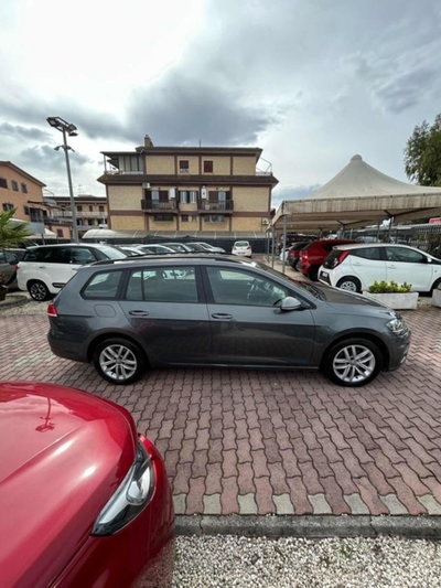 Volkswagen Golf Variant 1.6 TDI 115 CV DSG Business BlueMotion Tech. (8)