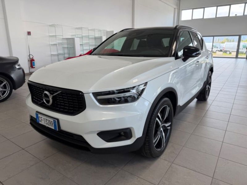Volvo XC40 T5 Recharge Plug-in Hybrid R-design