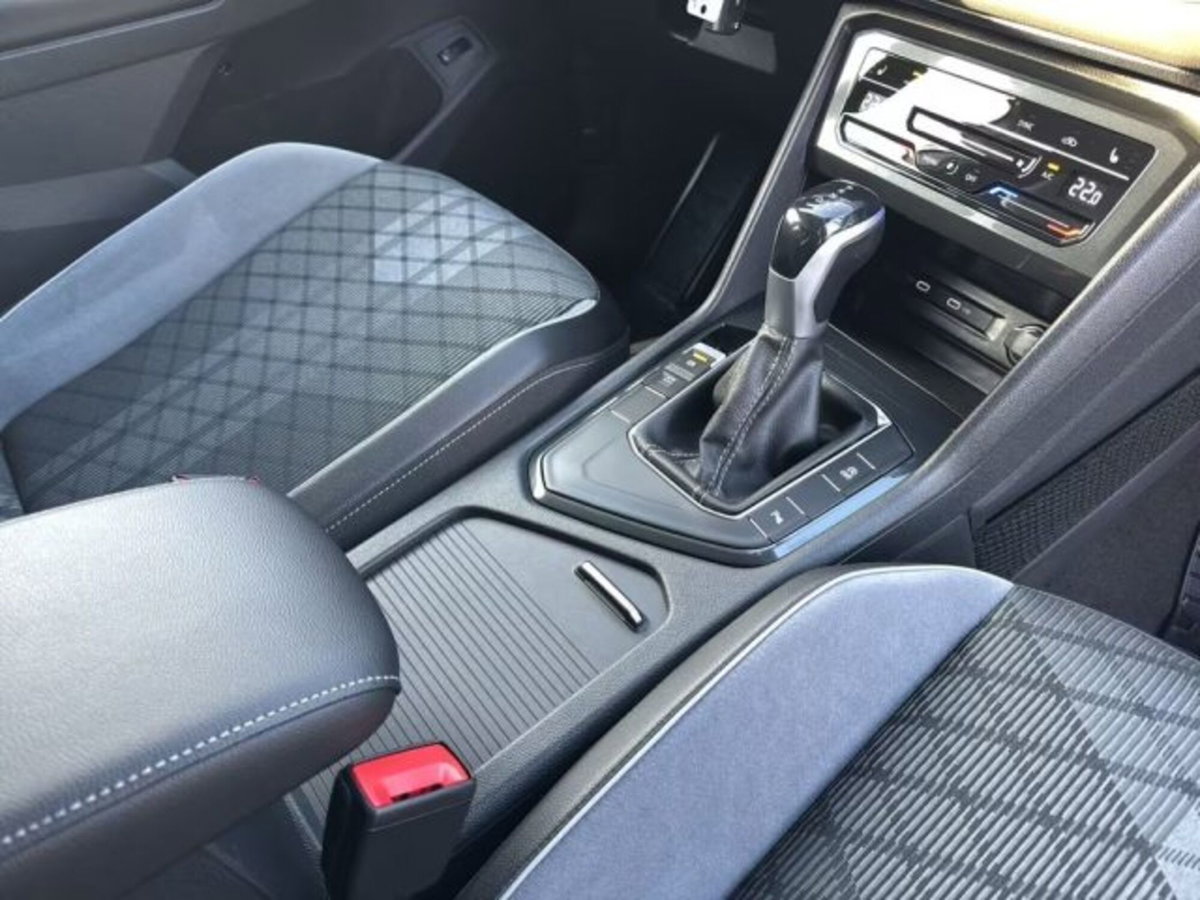 Volkswagen Tiguan 2.0 tdi R-Line 150cv dsg (20)