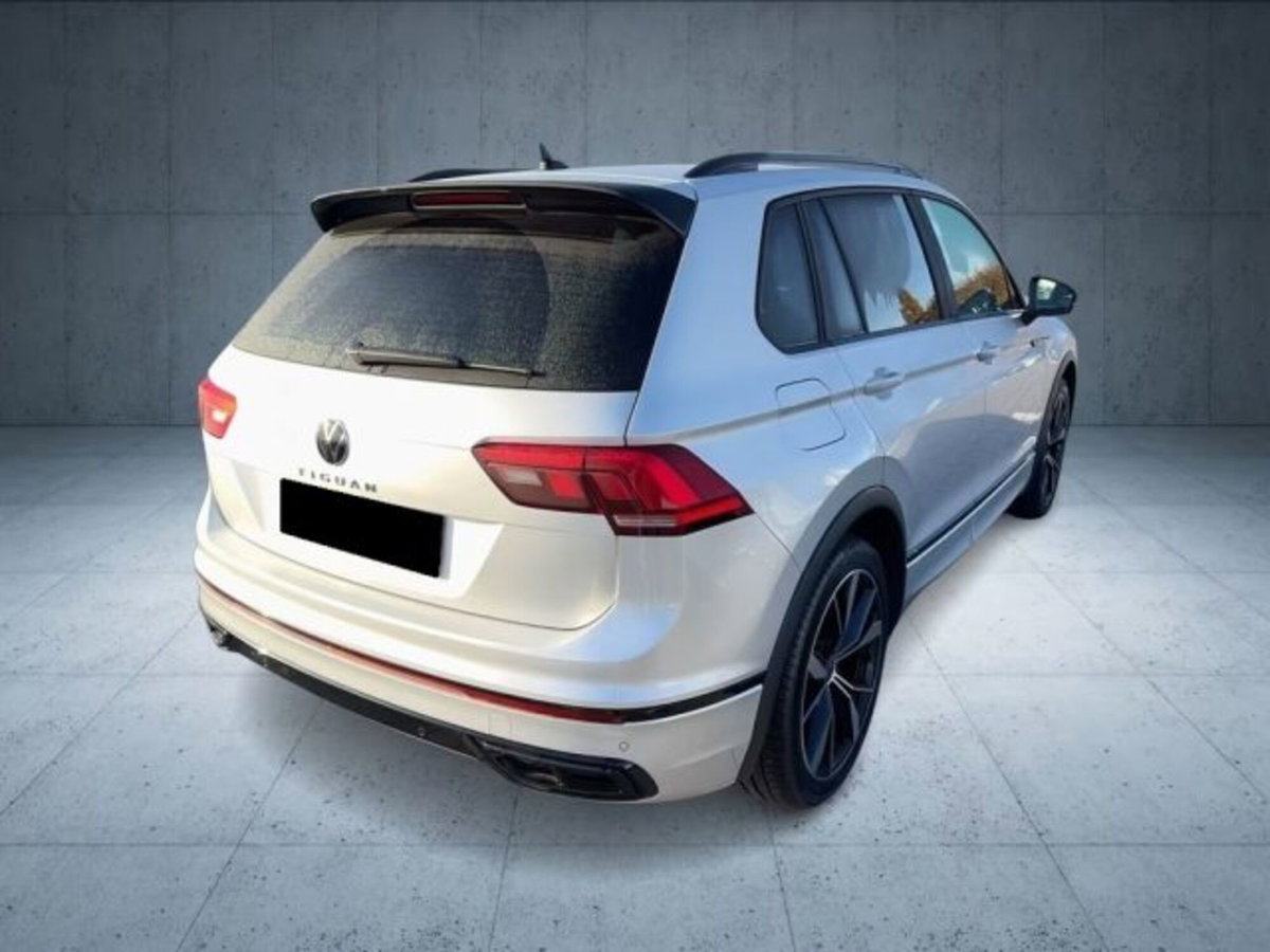 Volkswagen Tiguan 2.0 tdi R-Line 150cv dsg (5)