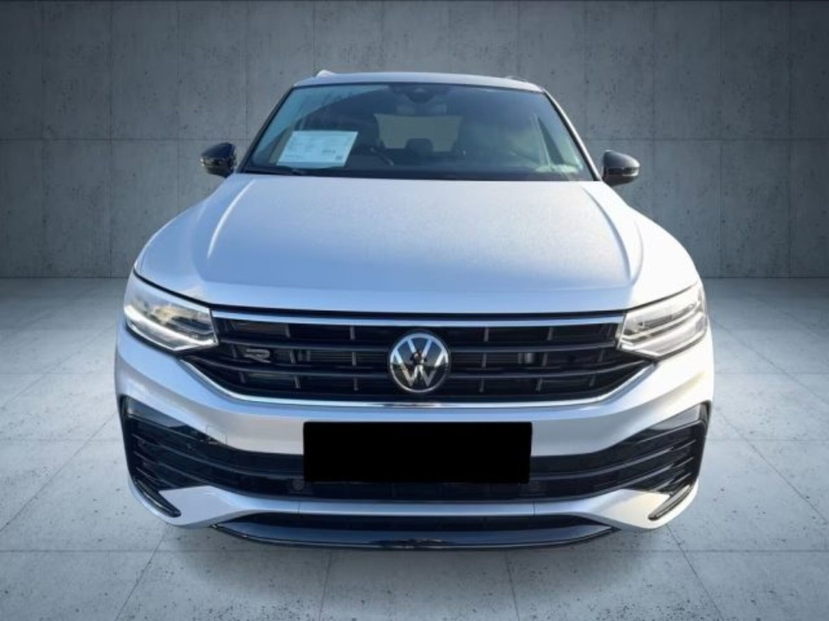 Volkswagen Tiguan 2.0 tdi R-Line 150cv dsg (7)