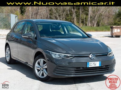 Volkswagen Golf 1.5 TGI DSG Life usata
