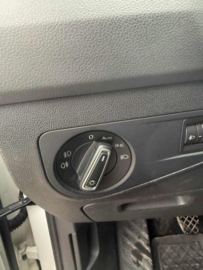 Volkswagen Tiguan 2.0 TDI SCR Business BlueMotion Technology (11)