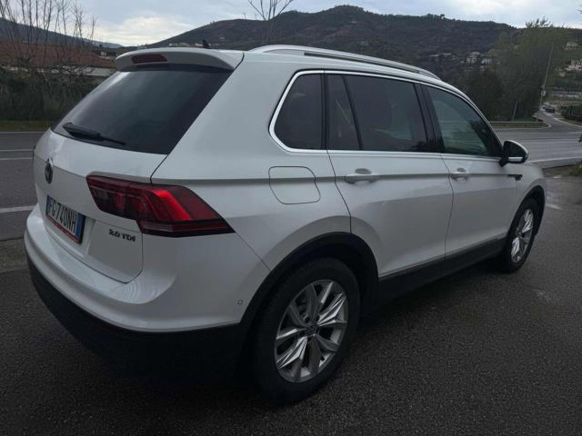 Volkswagen Tiguan 2.0 TDI SCR Business BlueMotion Technology (5)