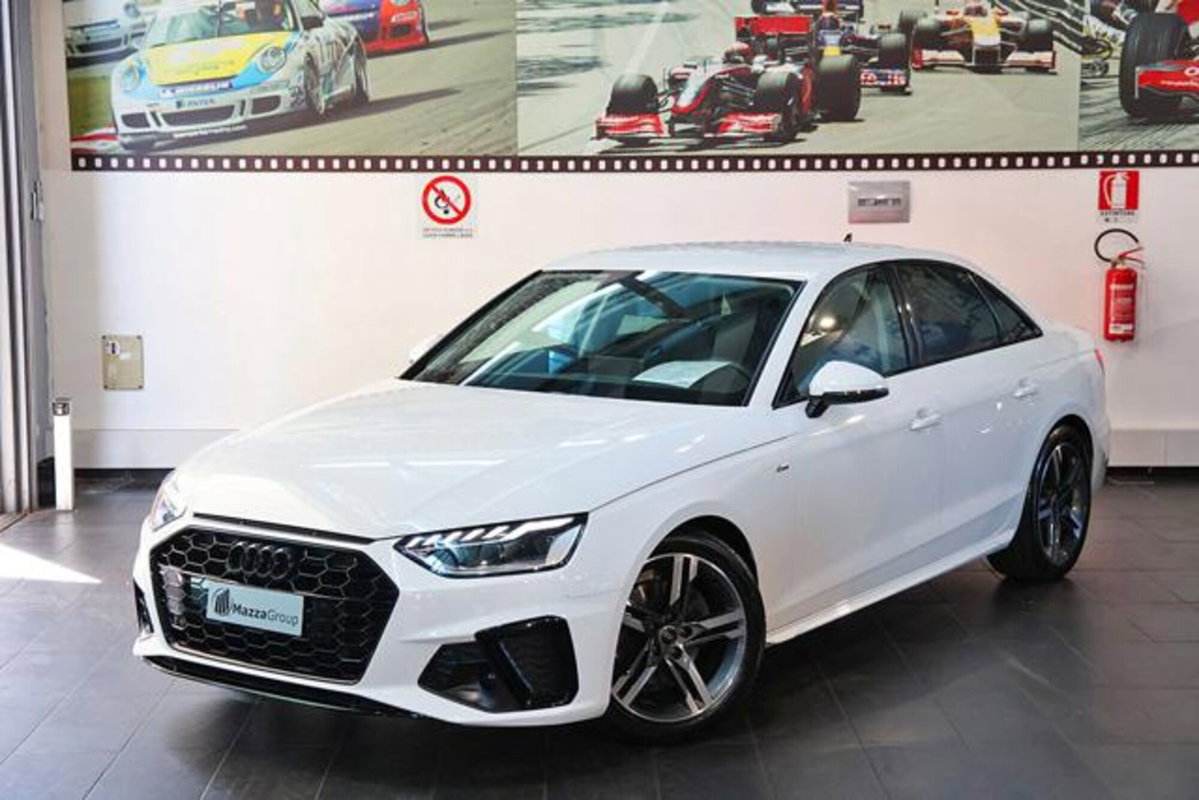 Audi A4 30 2.0 tdi mhev S line edition 136cv s-tronic