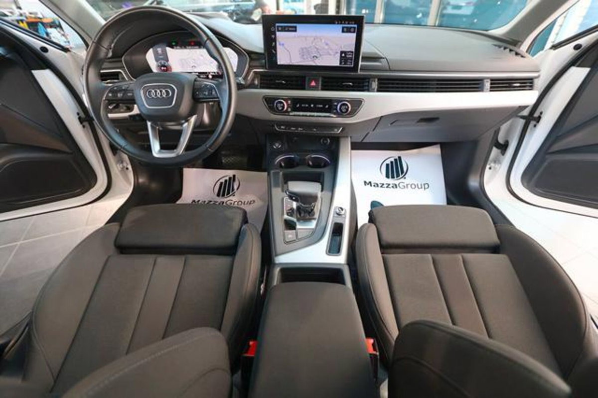 Audi A4 30 2.0 tdi mhev S line edition 136cv s-tronic (14)