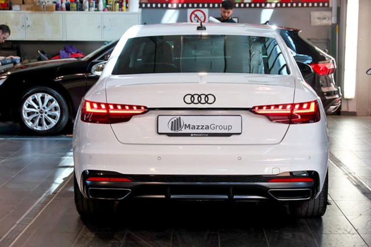 Audi A4 30 2.0 tdi mhev S line edition 136cv s-tronic (4)