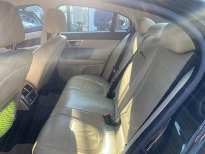 Jaguar XF 2.2 D 200 CV Luxury (16)