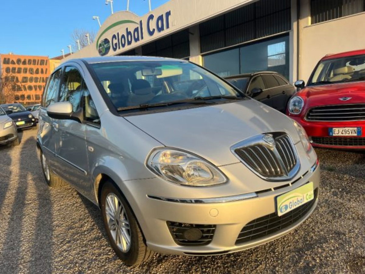 Lancia Musa 1.4 8V Ecochic (GPL) Gold