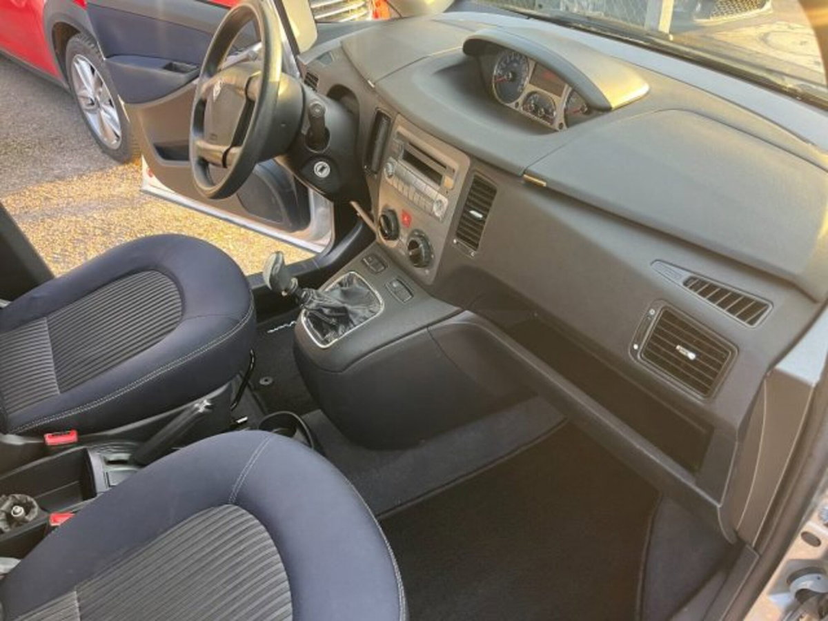 Lancia Musa 1.4 8V Ecochic (GPL) Gold (11)