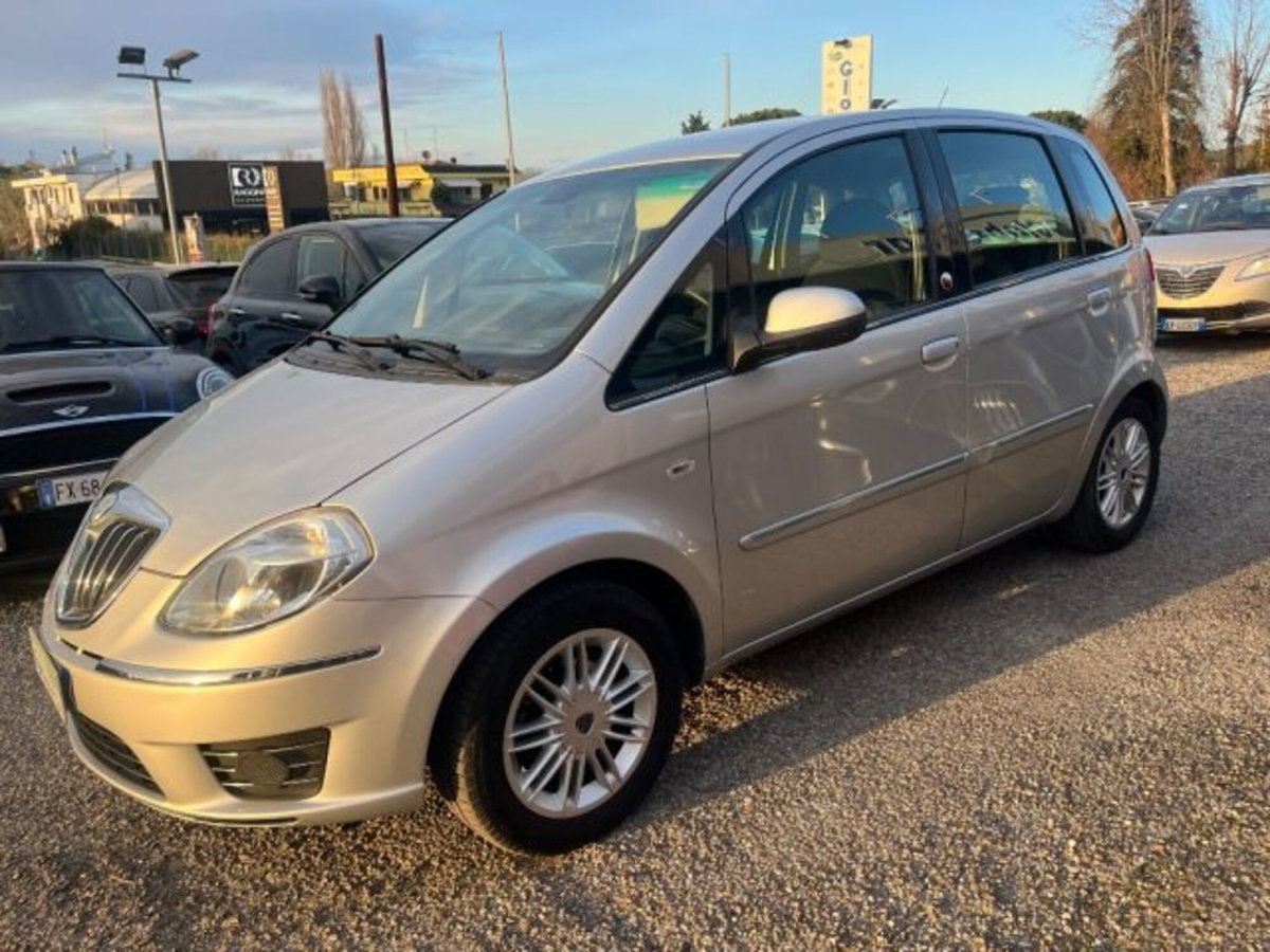 Lancia Musa 1.4 8V Ecochic (GPL) Gold (3)