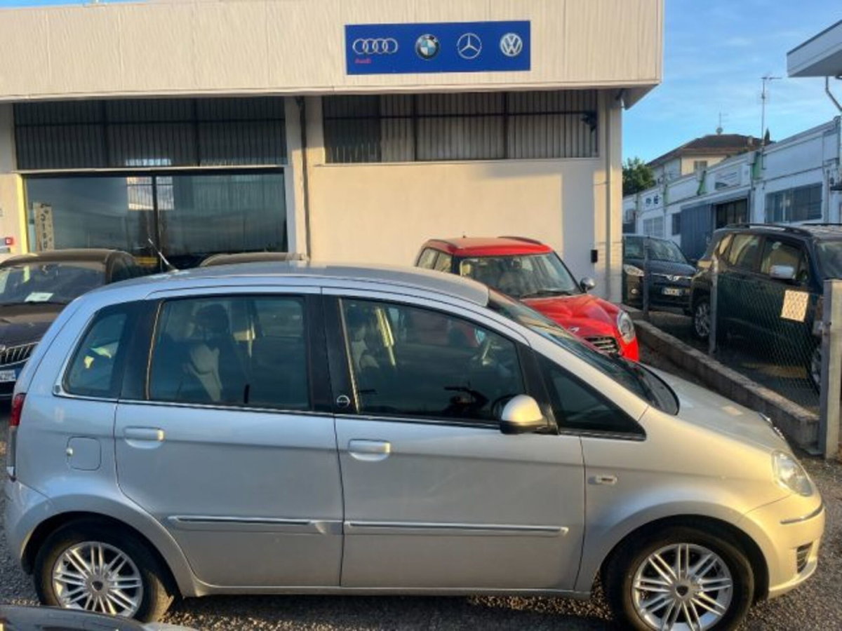 Lancia Musa 1.4 8V Ecochic (GPL) Gold (7)