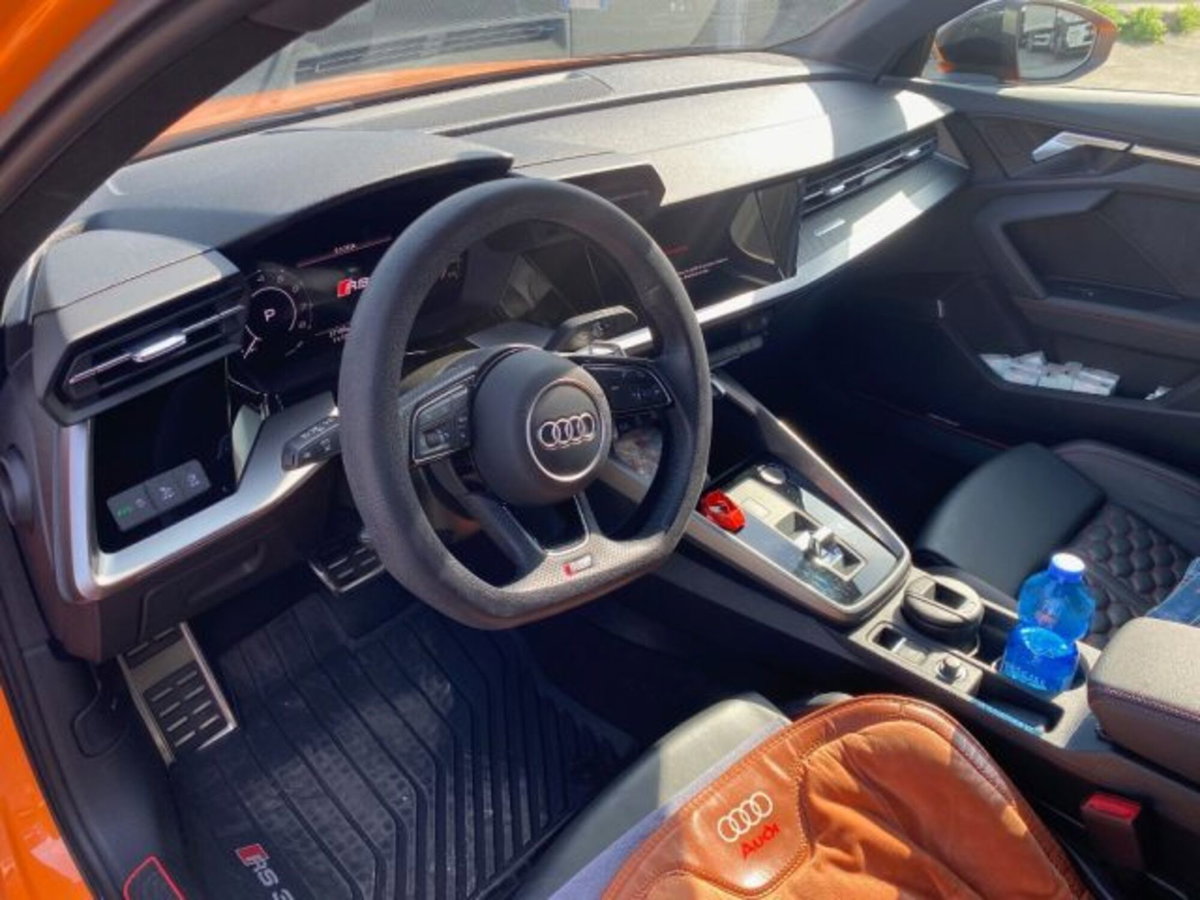 Audi RS 3 Sportback 3 TFSI quattro S tronic (7)
