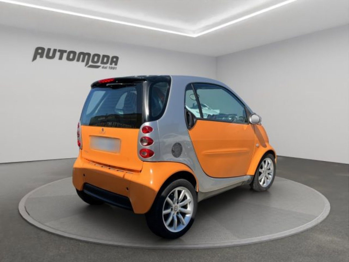 smart Fortwo 700 coupé passion (45 kW) (4)