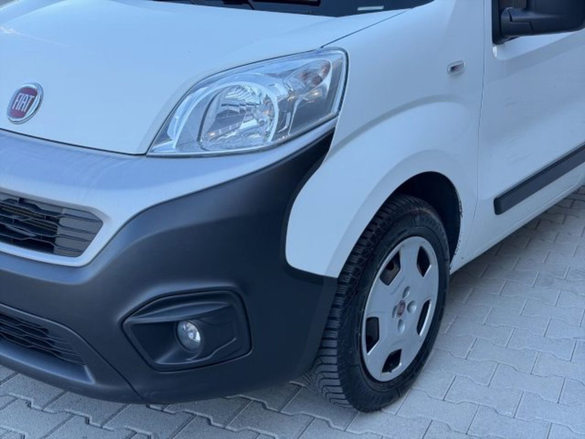 Fiat Fiorino Furgone cargo 1.3 mjt 95cv SX (17)