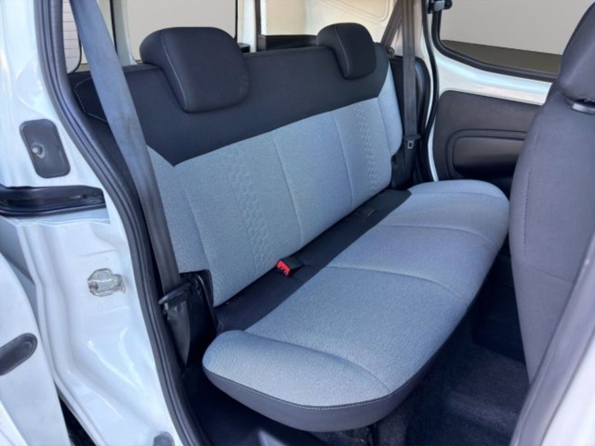 Fiat Fiorino Furgone cargo 1.3 mjt 95cv SX (8)