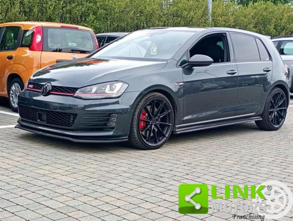 Volkswagen Golf GTI Performance 2.0 TSI DSG 5p. BlueMotion Technology