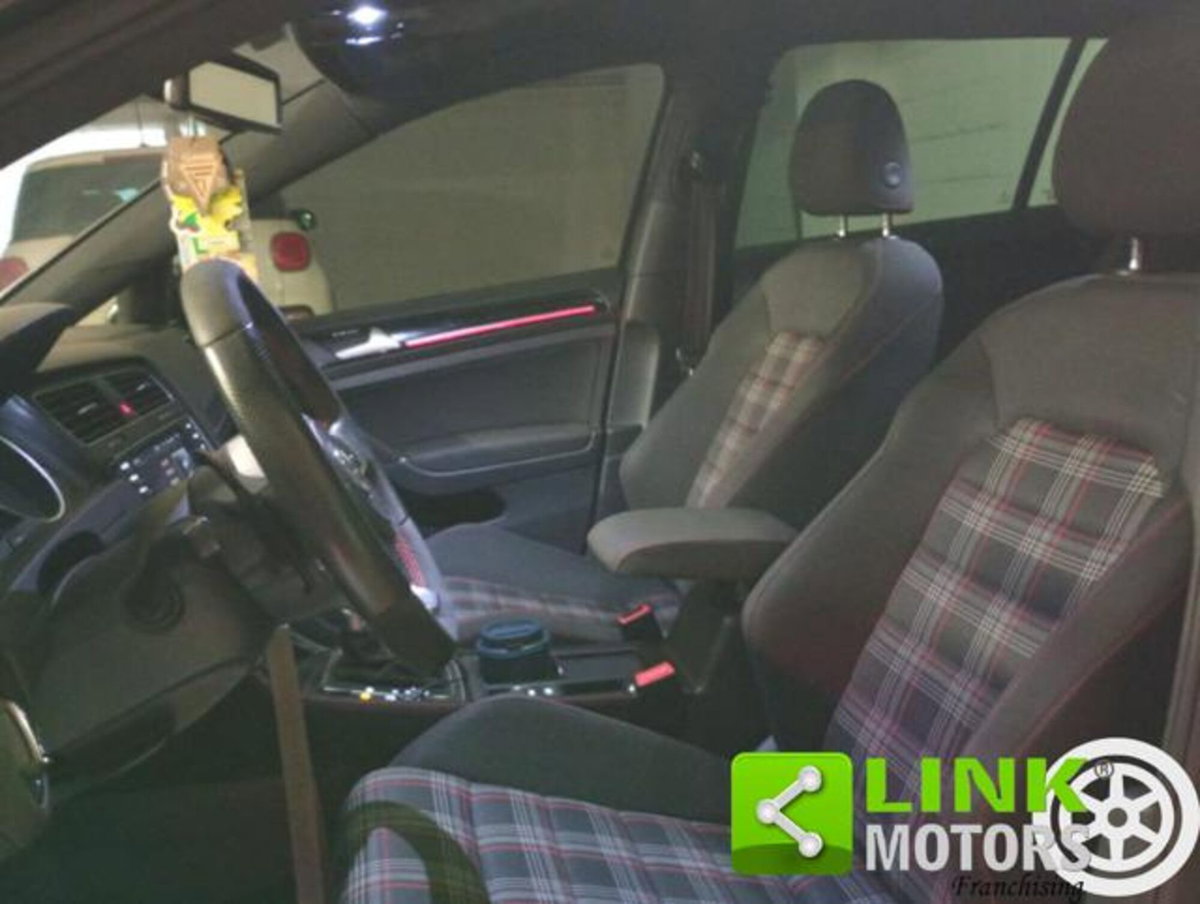 Volkswagen Golf GTI Performance 2.0 TSI DSG 5p. BlueMotion Technology (12)