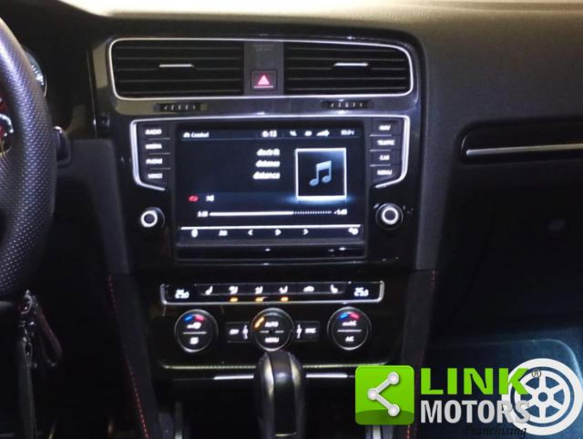 Volkswagen Golf GTI Performance 2.0 TSI DSG 5p. BlueMotion Technology (13)