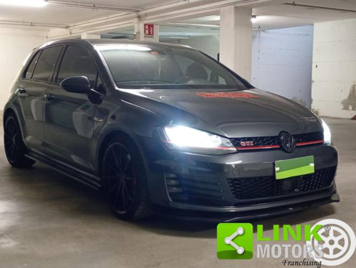 Volkswagen Golf GTI Performance 2.0 TSI DSG 5p. BlueMotion Technology (4)