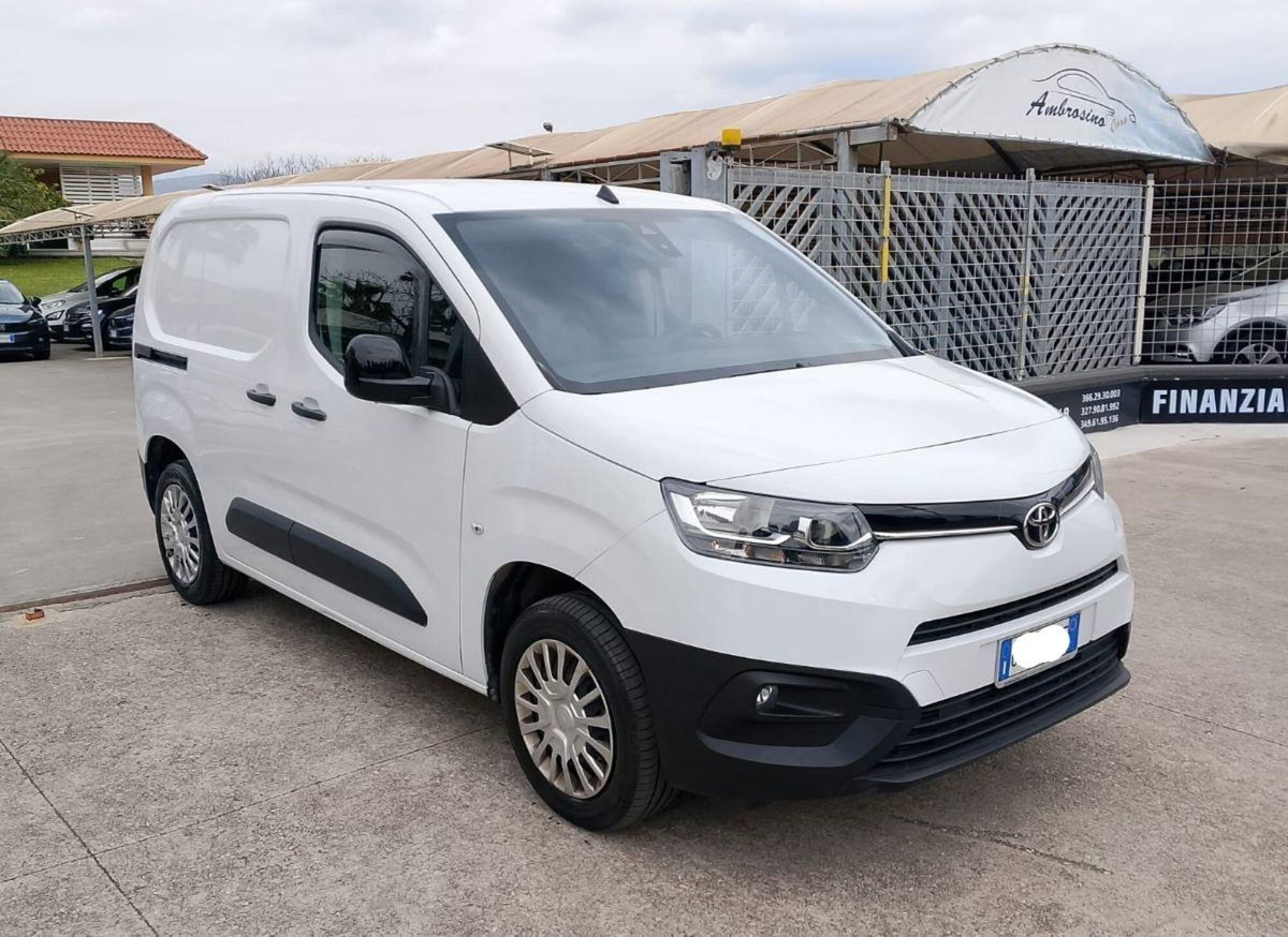 Toyota Proace City Furgone City 1.5D 100cv S&S L2 S Comfort (2)