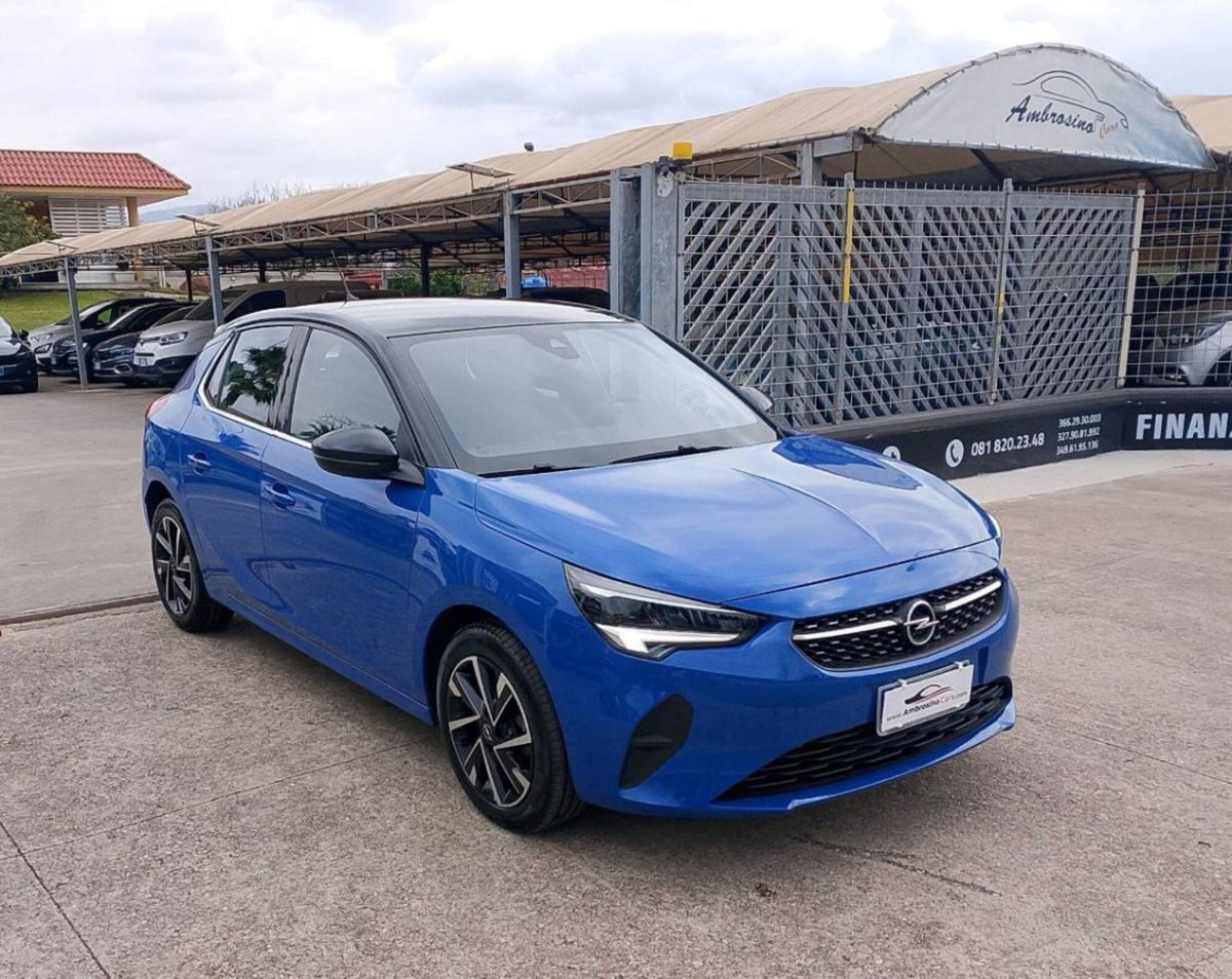 Opel Corsa 1.0 2 porte (2)