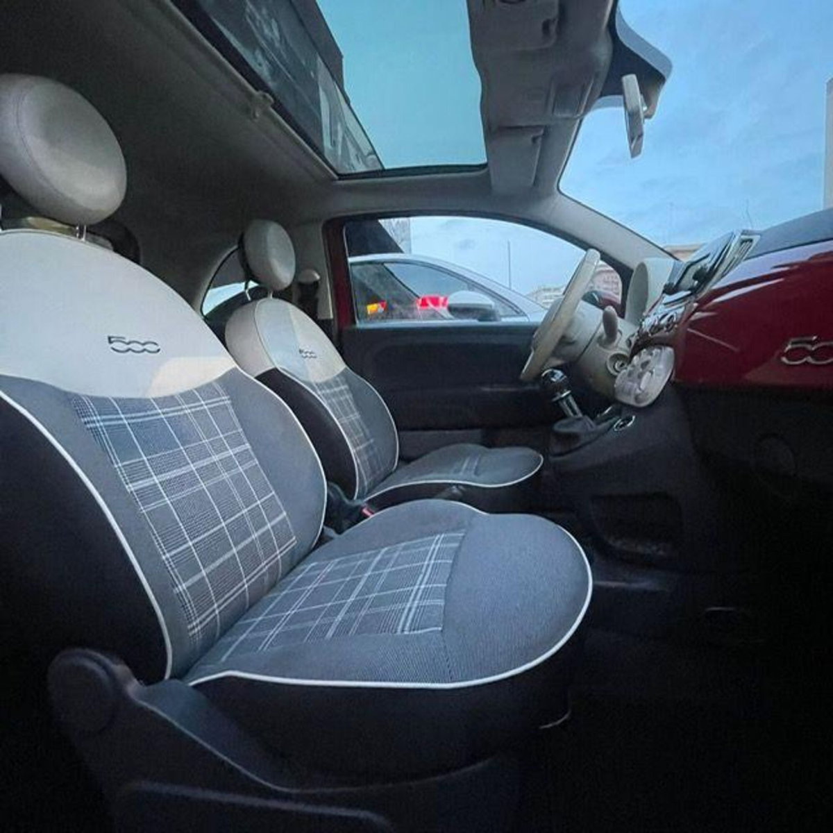 Fiat 500 1.2 Lounge (5)