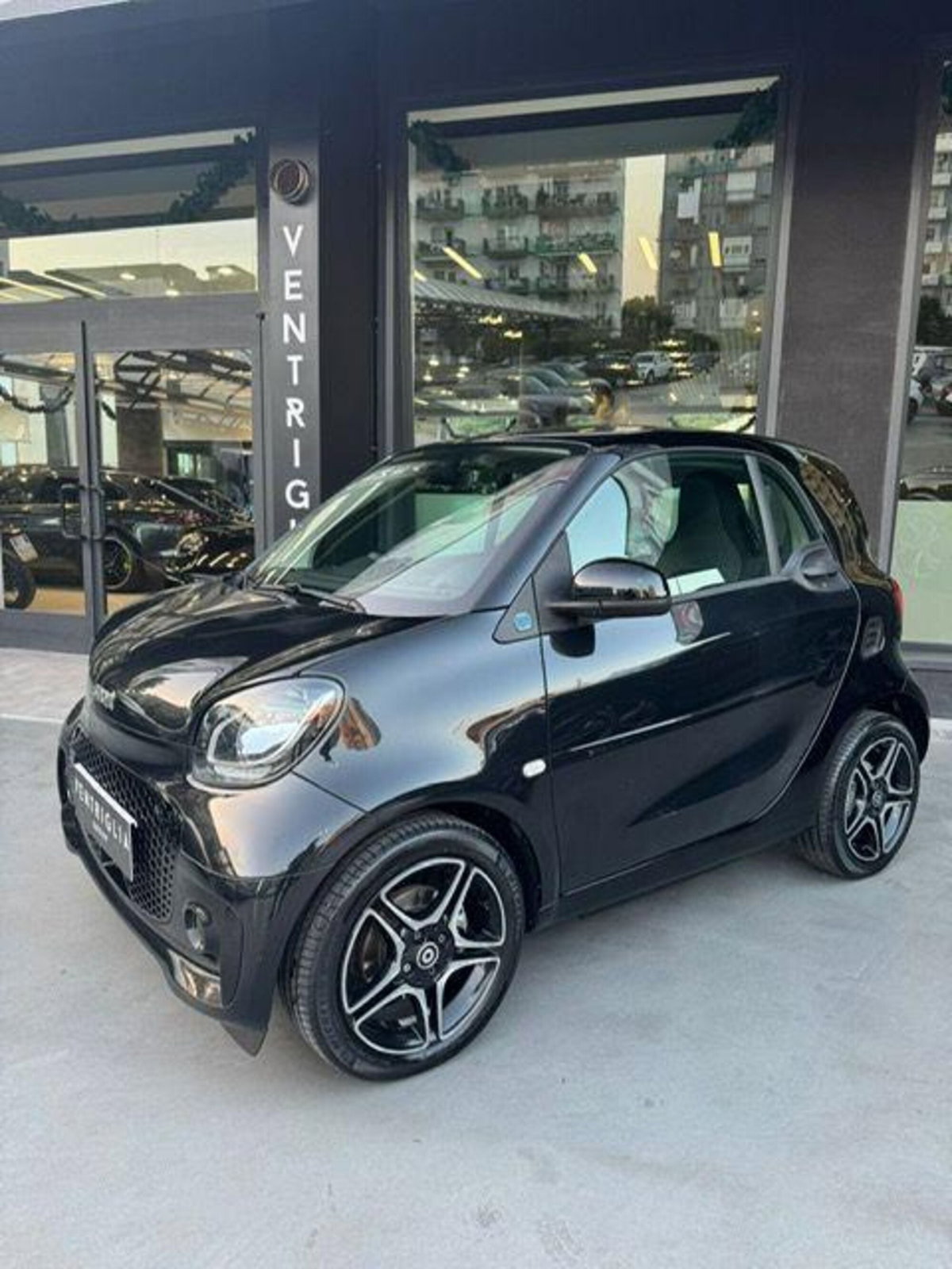 smart Fortwo eq racingold 4,6kW (2)
