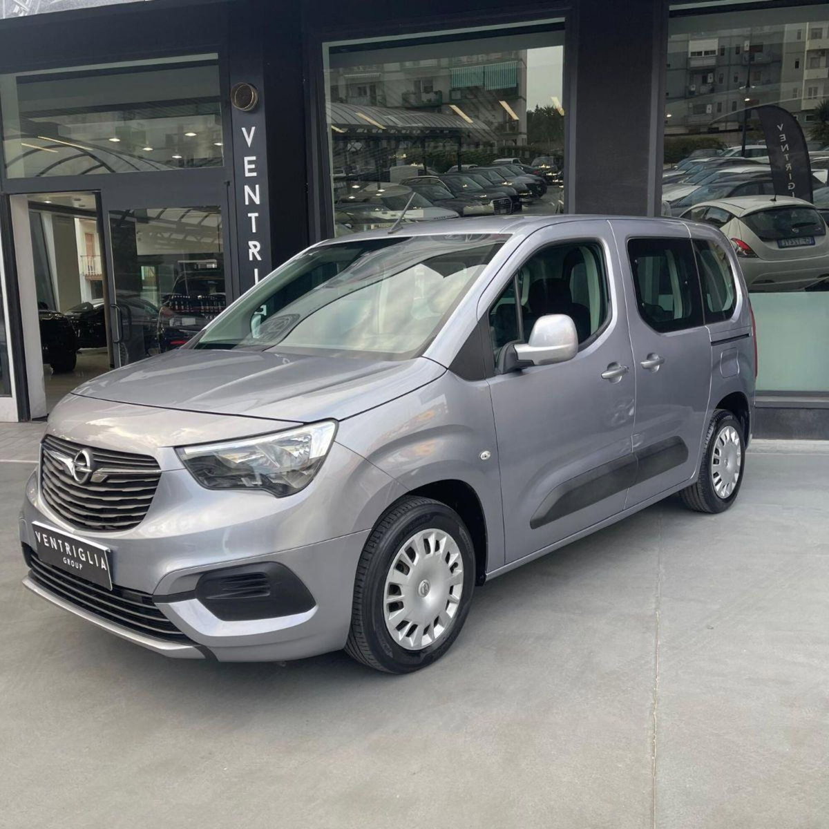 Opel Combo Life 1.5D 100 CV S&S Edition Plus N1 (4)