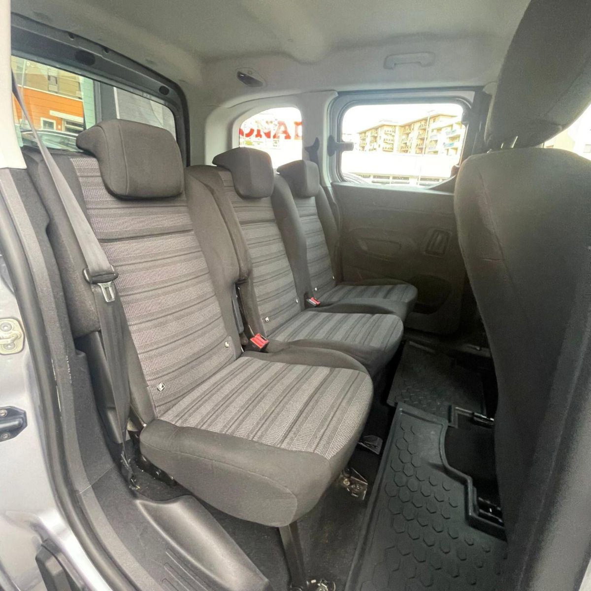 Opel Combo Life 1.5D 100 CV S&S Edition Plus N1 (5)
