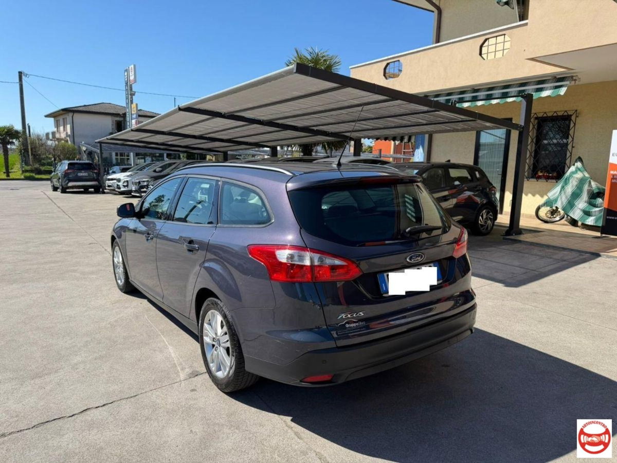 Ford Focus Station Wagon 1.6 TDCi 115 CV SW Titanium (3)