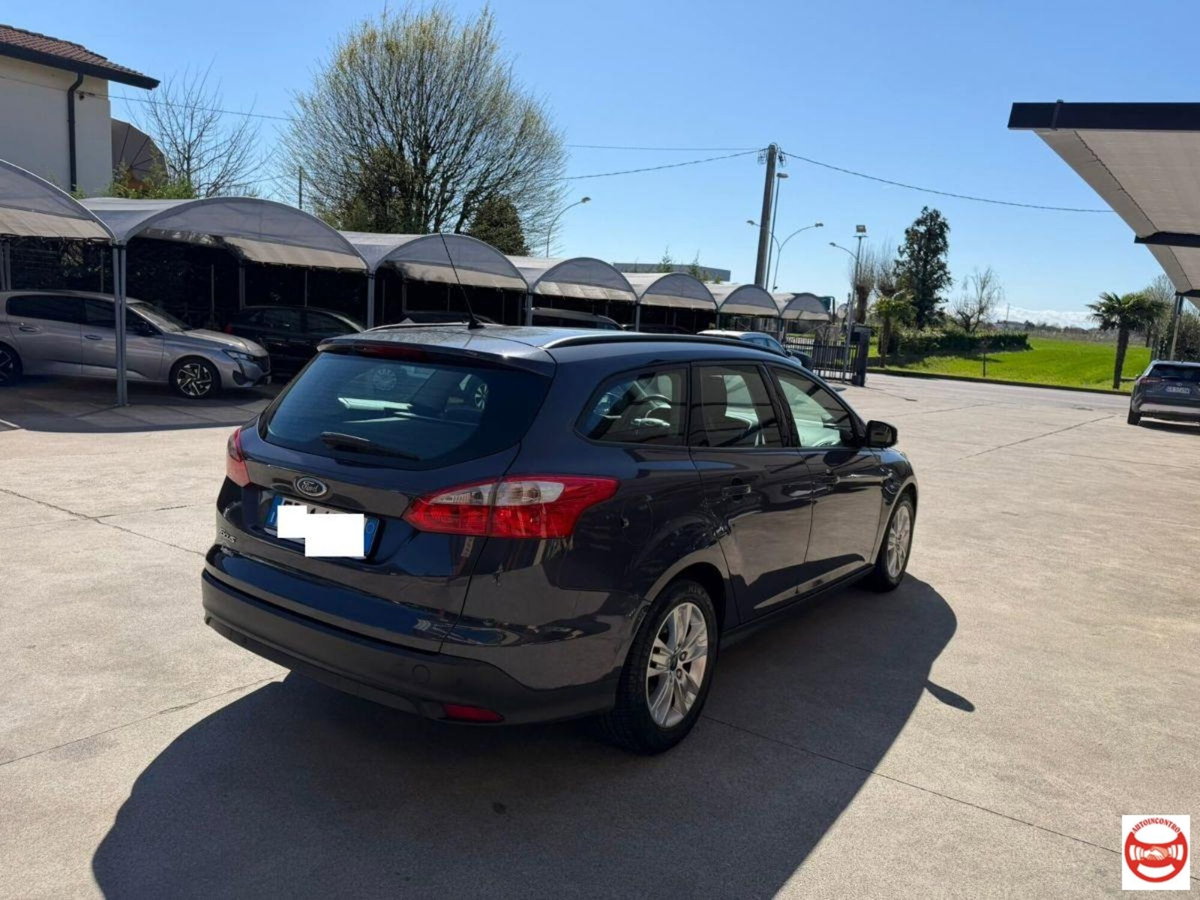 Ford Focus Station Wagon 1.6 TDCi 115 CV SW Titanium (5)