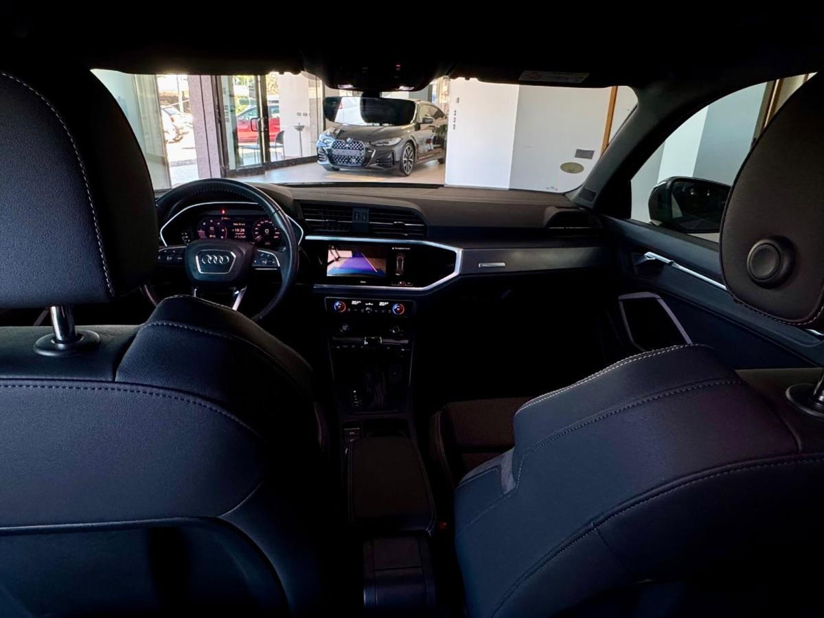 Audi Q3 Sportback 35 TDI quattro S tronic S line edition (11)