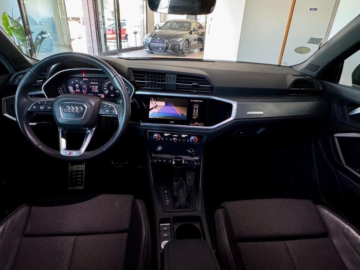 Audi Q3 Sportback 35 TDI quattro S tronic S line edition (9)