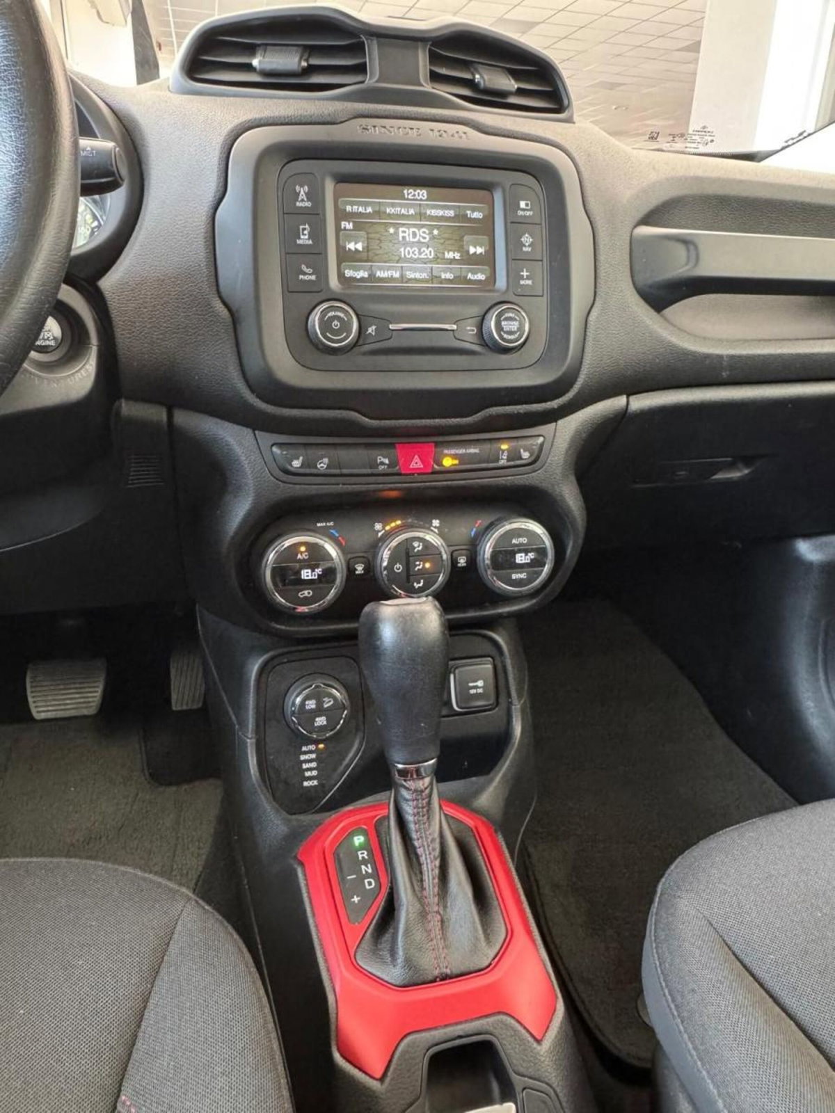 Jeep Renegade 2.0 Mjt 170CV 4WD Active Drive Low Trailhawk (12)